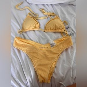 Abercrombie yellow bikini Size M